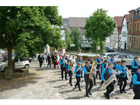 Bittprozession um den Kleinen Berg an Pfingstmontag (Foto: Karl-Franz Thiede)